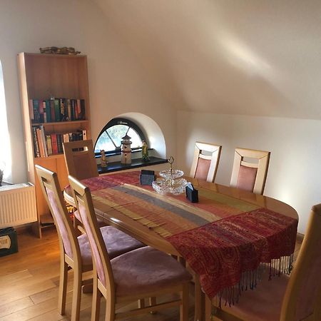 Neu Renovierte Wohnung In Alter Schule Hattgenstein Exterior foto
