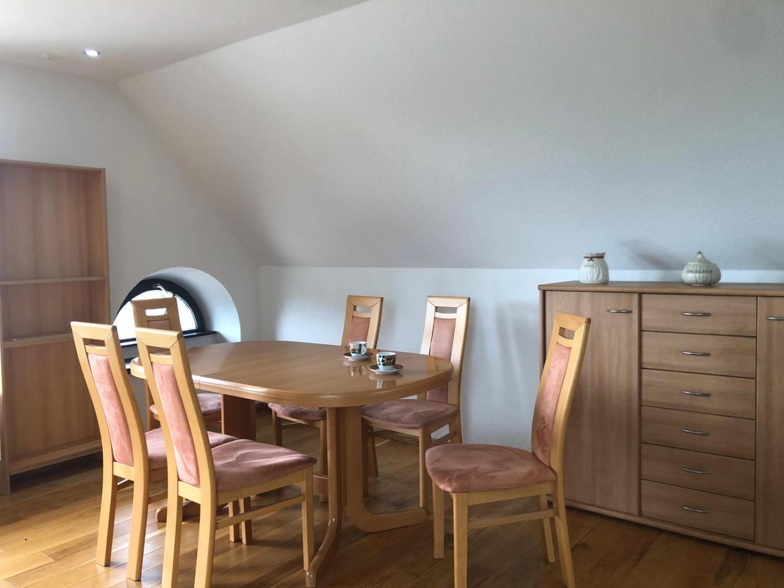 Neu Renovierte Wohnung In Alter Schule Hattgenstein Exterior foto